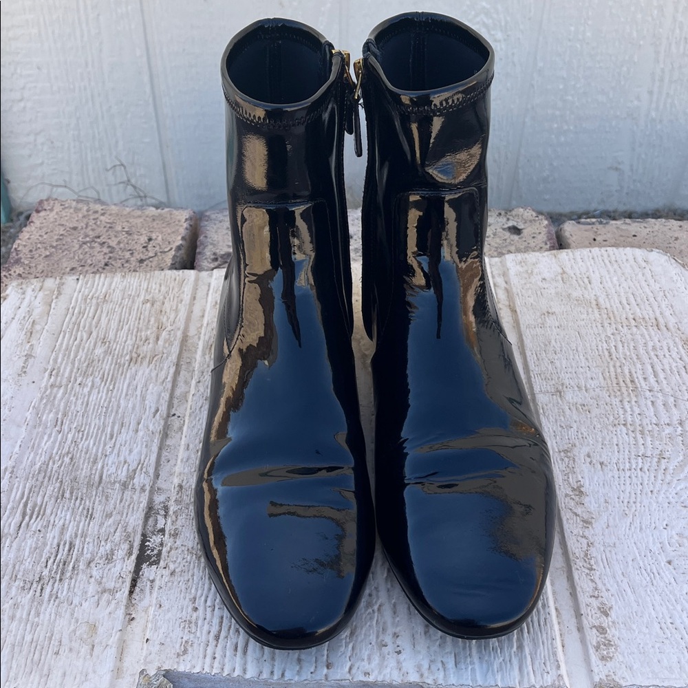 Tory Burch Black Gigi Patent Leather Ankle Boots 9.5